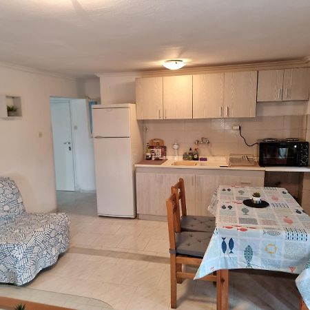 Lucas4 Flogita Apartment ภายนอก รูปภาพ