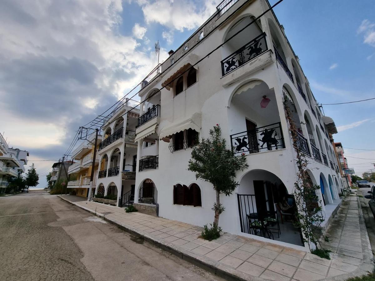 Lucas4 Flogita Apartment ภายนอก รูปภาพ